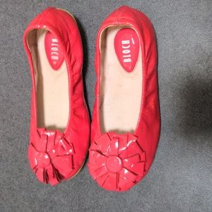 Bloch Girls Shoes Flats size 28 pink / red patent leather
